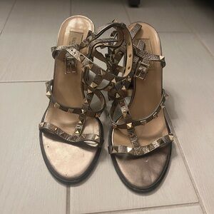 VALENTINO ROCKSTUD ANKLE STRAP SANDAL 90 MM